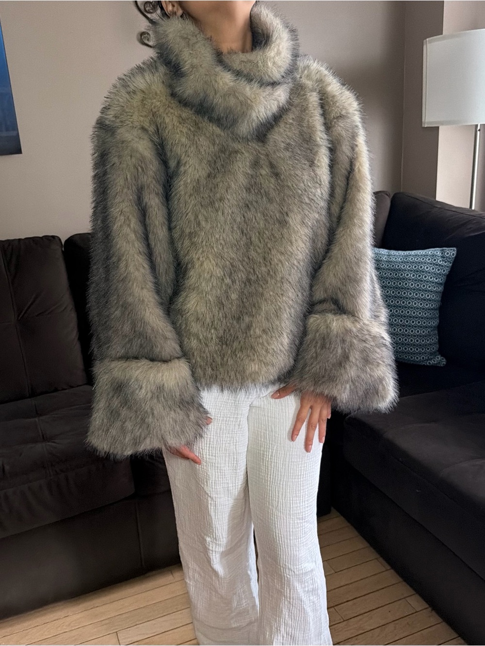 Faux Fur Cozy Pullover Sweater in Gray
